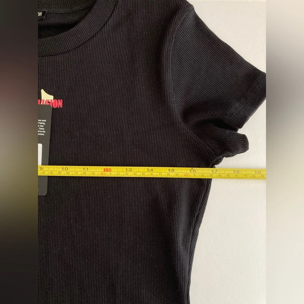 True Religion | NWT Women’s Baby Tee Ribbed Crop Top - Picture 7 of 8